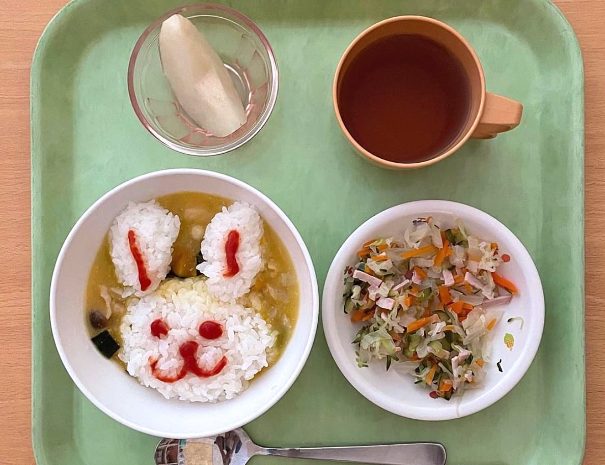 お月見の日の給食